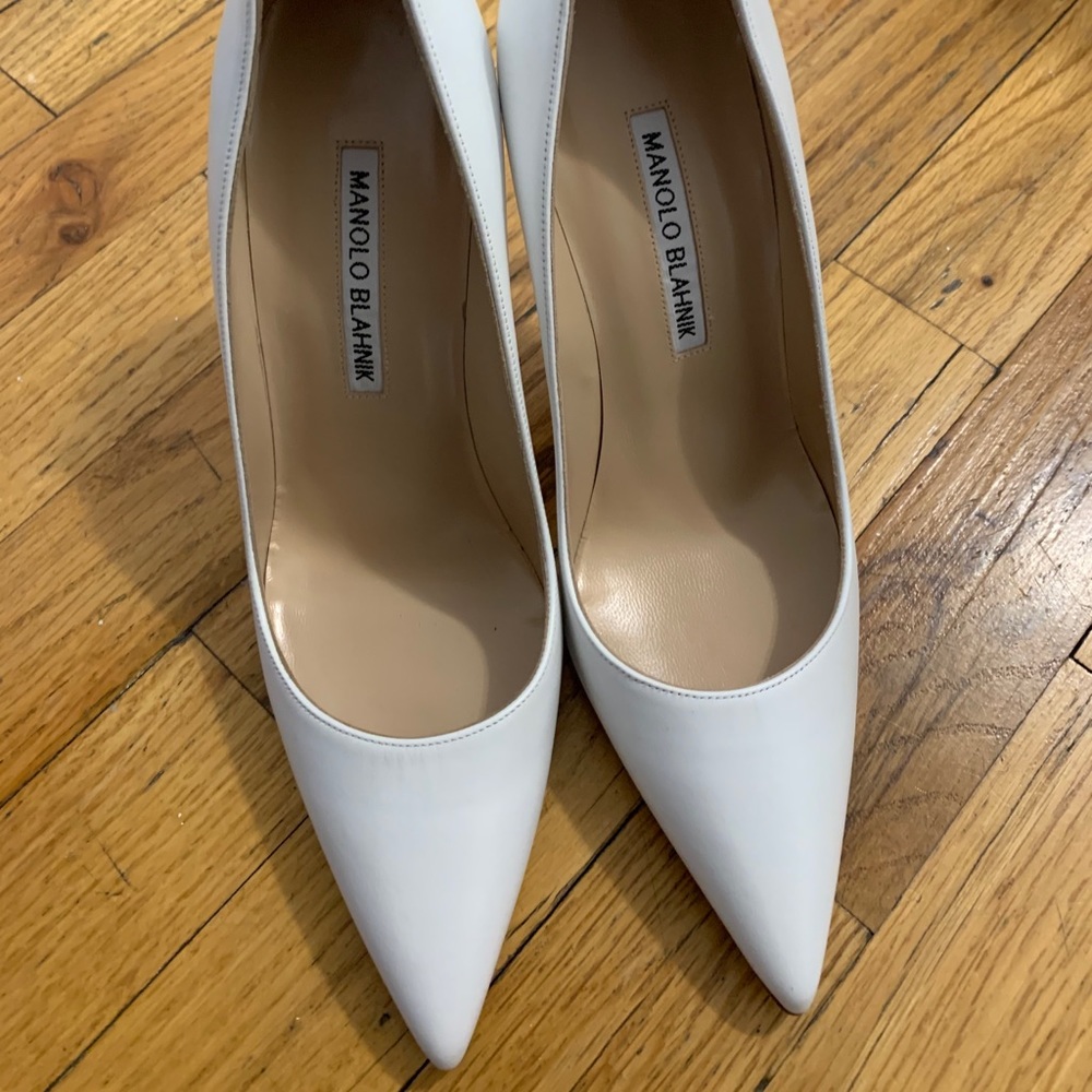 Manolo Blahnik BB White 105mm Size 36.5 NEW